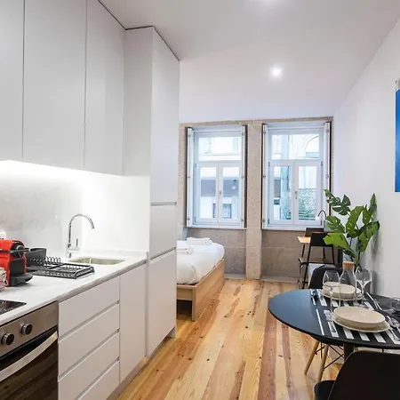 Apartament Trendy Vintage Downtown By Lovelystay Porto