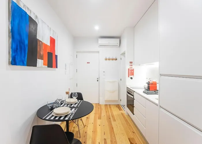 Trendy Vintage Downtown By Lovelystay *